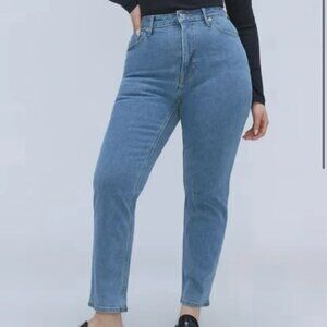 Everlane The Curvy Cheeky Jean Crop Size 33